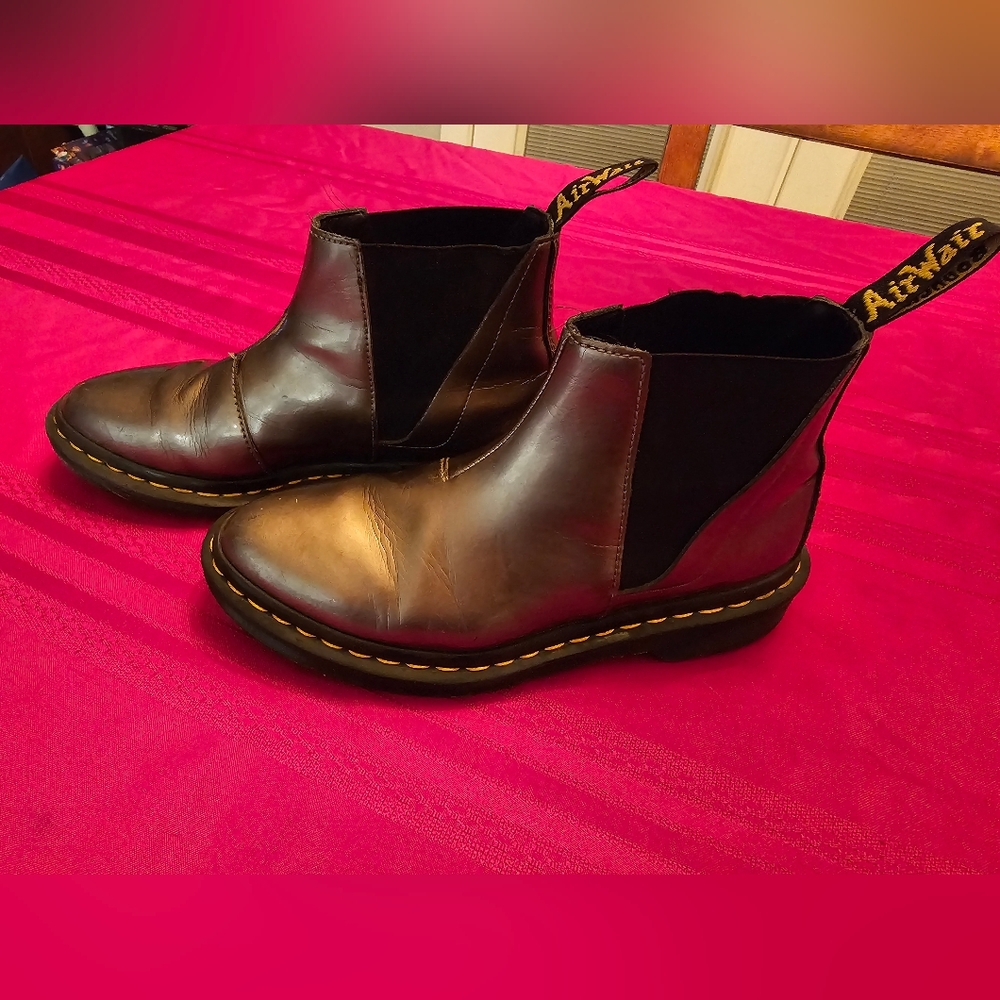 Dr. Martens Bianca Chelsea Boot